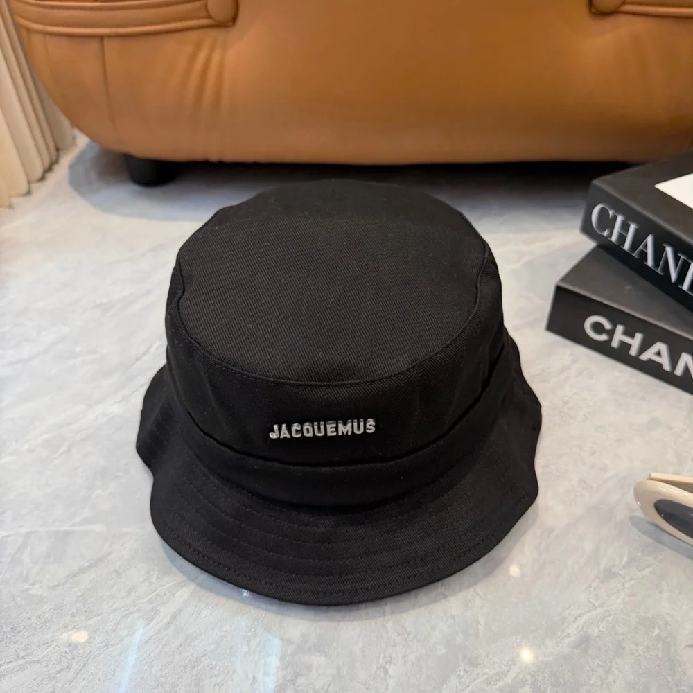 Jacquemus - Picture 4 of 7